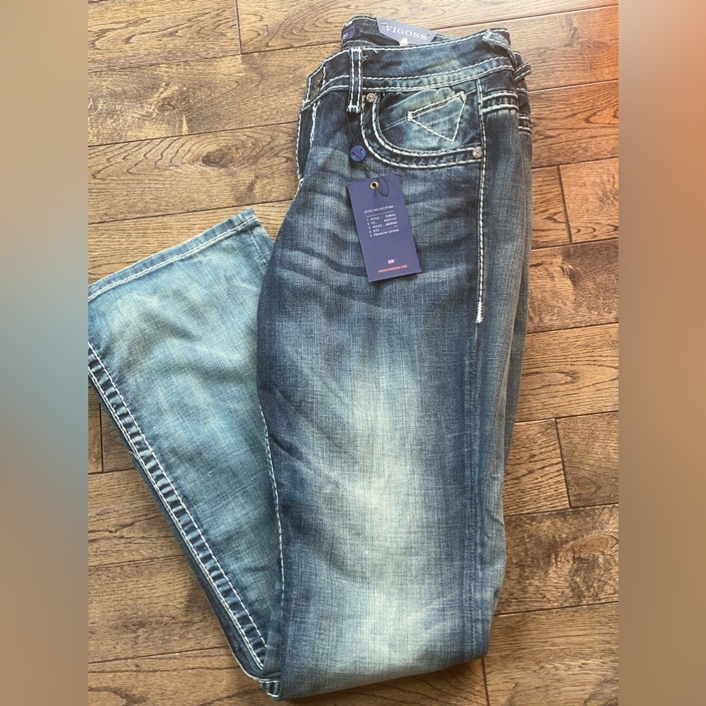 - Vigoss boot cut Jeans NWT